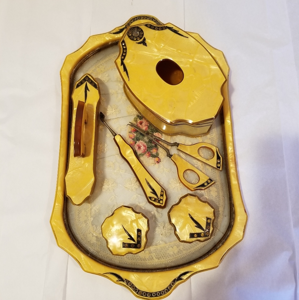 14 pc. Art Nouveau Bakelite & Celluloid Vanity Set